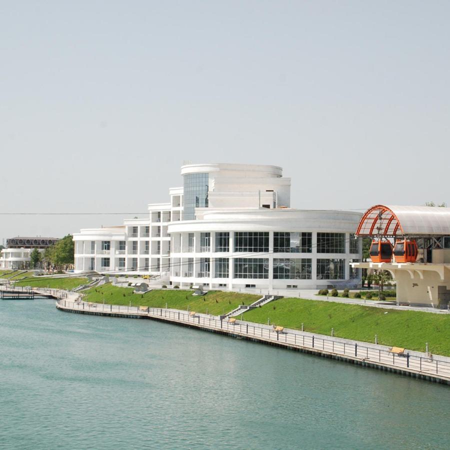 Agsaray Deluxe Hotel & Spa Мингечевир Екстериор снимка