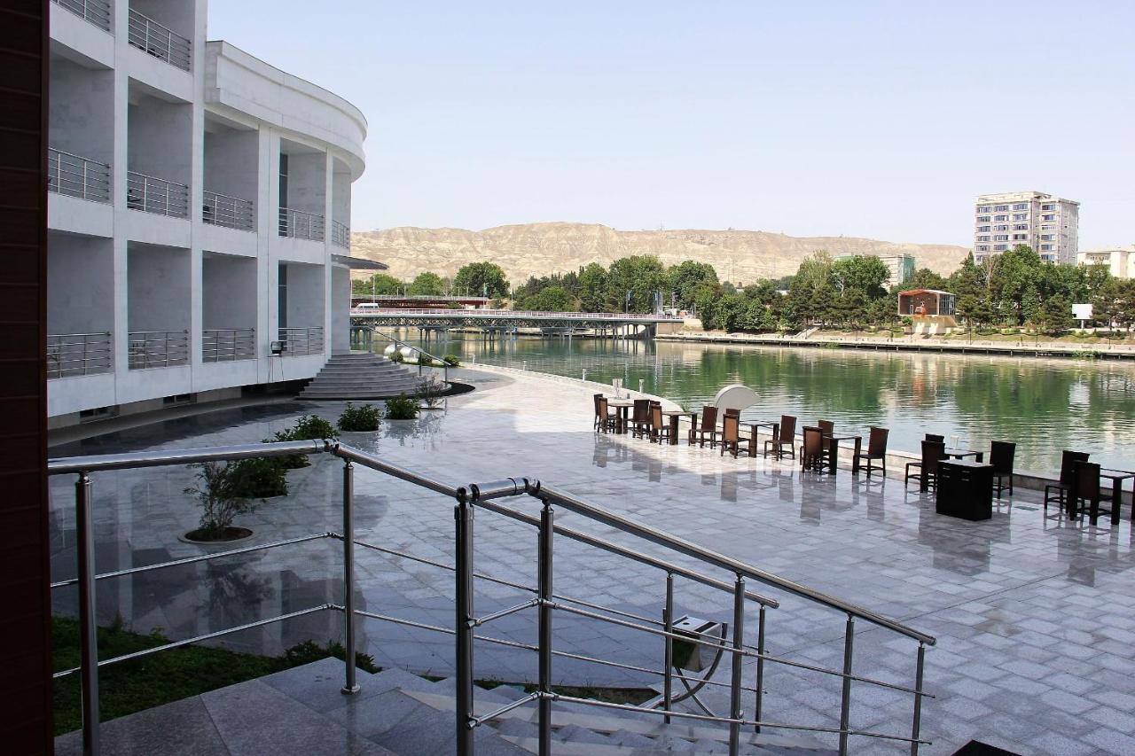 Agsaray Deluxe Hotel & Spa Мингечевир Екстериор снимка